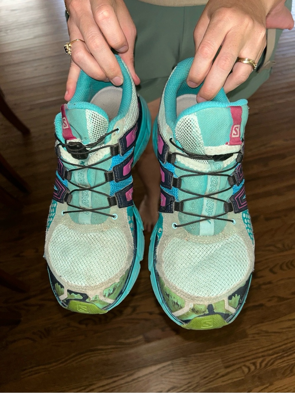 Salomon Women's Teal and Pink Trail Running Shoes